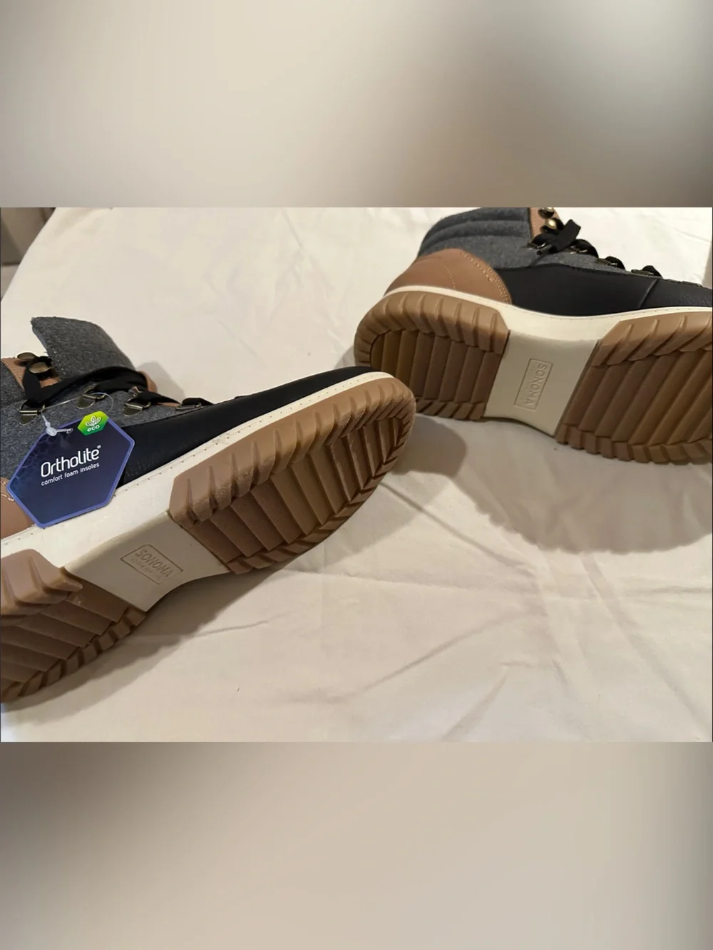 Sonoma Gray, Black & Tan Mixed-Material Hiking Boots